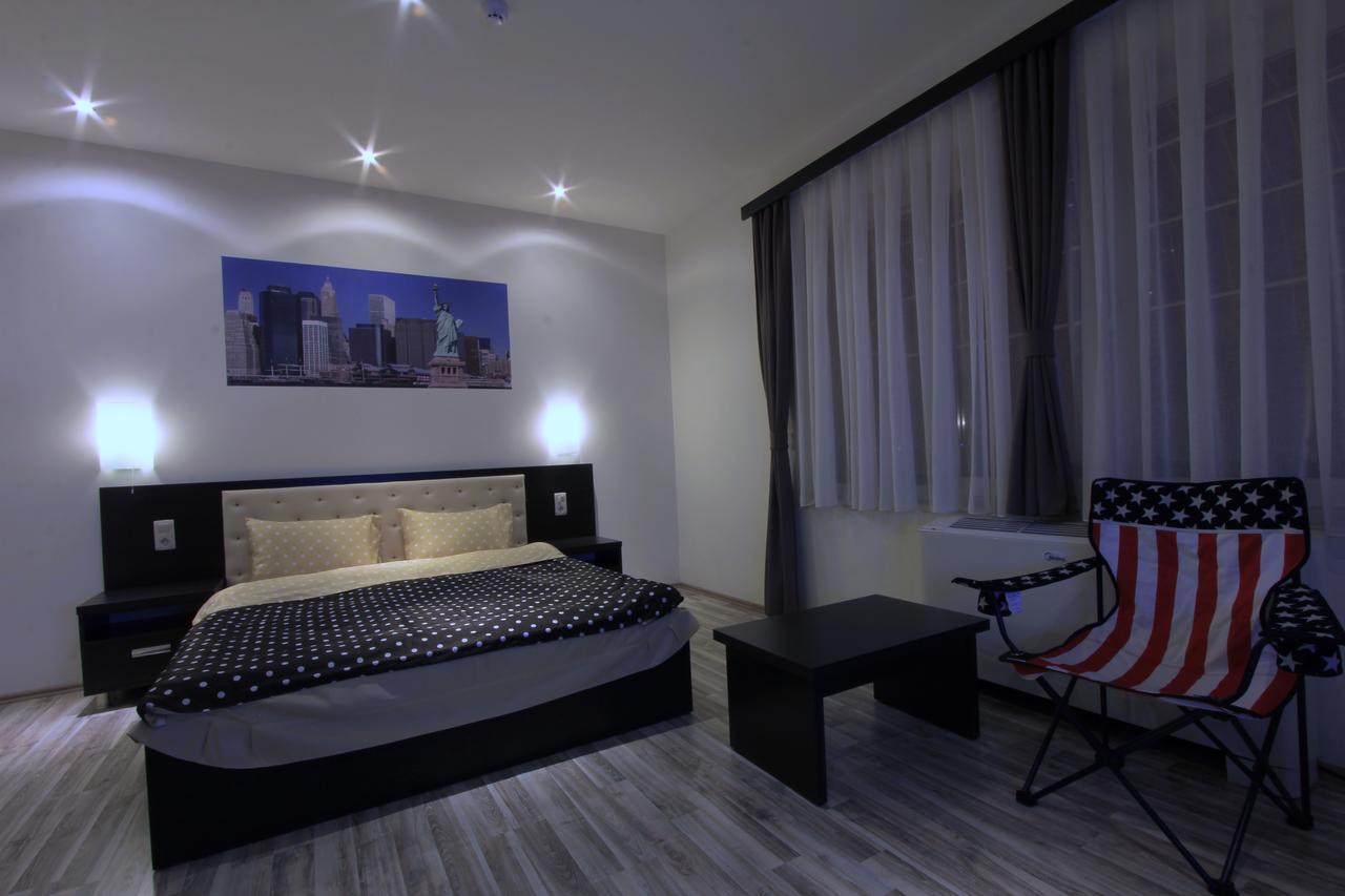Hotel La Villa Gjakova Oda fotoğraf